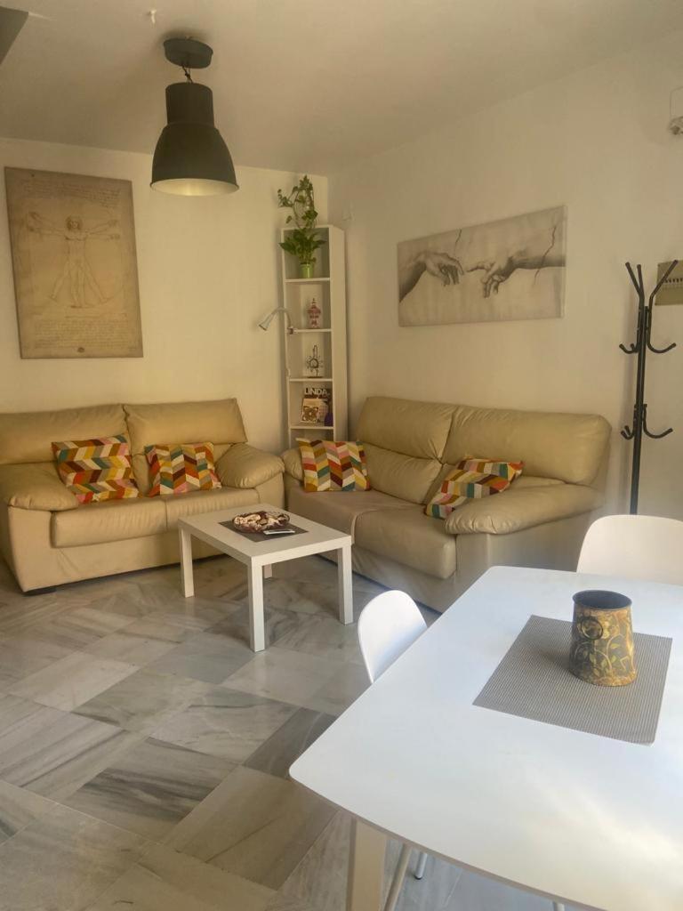 شقة Duplex With Terrace Santa Rufina إشبيلية المظهر الخارجي الصورة