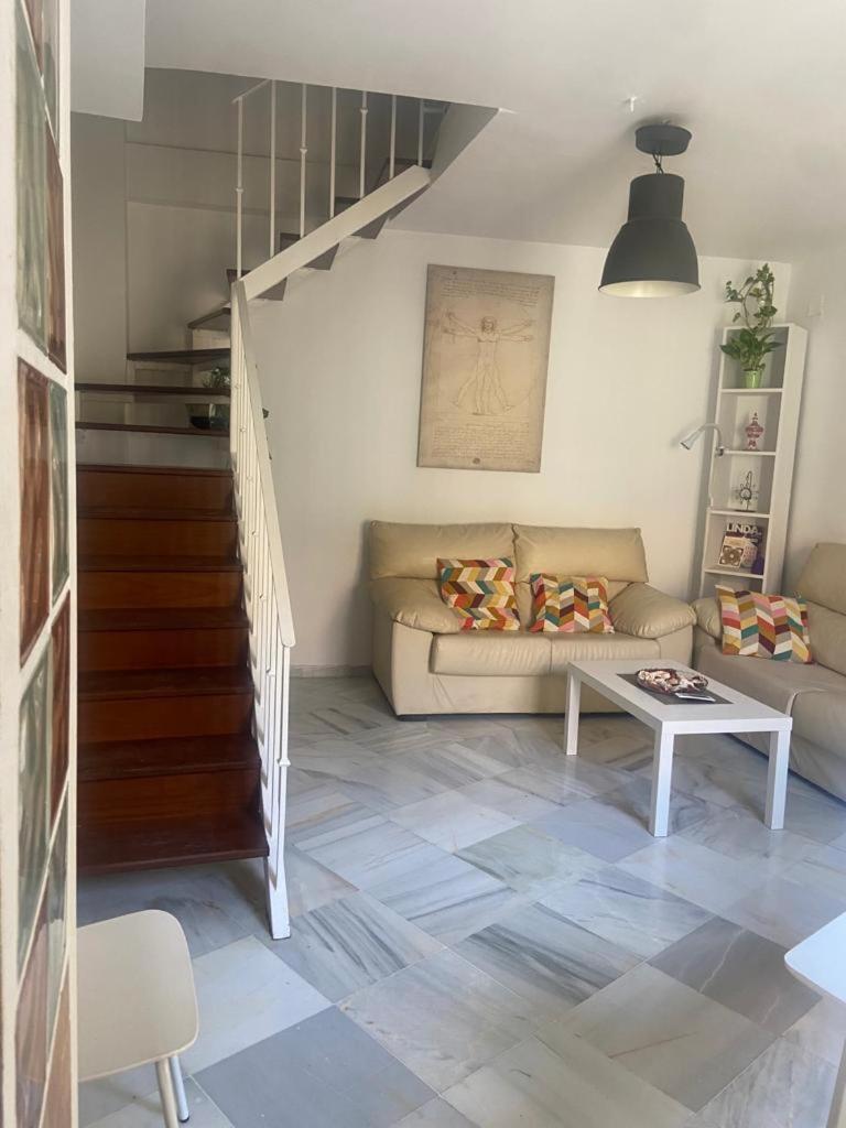 شقة Duplex With Terrace Santa Rufina إشبيلية المظهر الخارجي الصورة